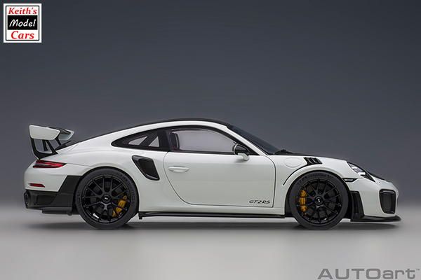 [1/18 Scale] Porsche 911 GT2 RS Weissach Package in White by AUTOart Models