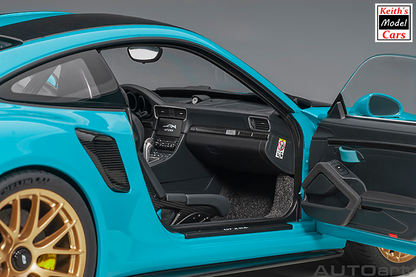 [Maßstab 1:18] Porsche 911 GT2 RS Weissach-Paket in Miami Blue von AUTOart Models 