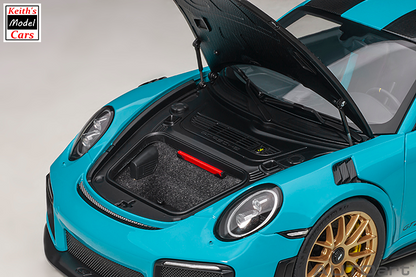 [Maßstab 1:18] Porsche 911 GT2 RS Weissach-Paket in Miami Blue von AUTOart Models 