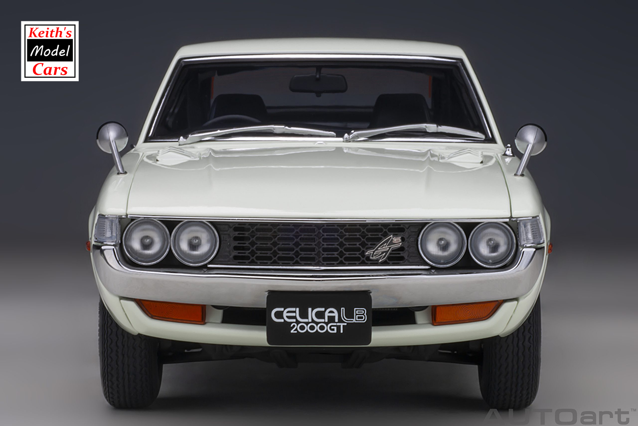 [Maßstab 1/18] Toyota Celica Liftback 2000GT (RA25) 1973 in Weiß von AUTOart Models 