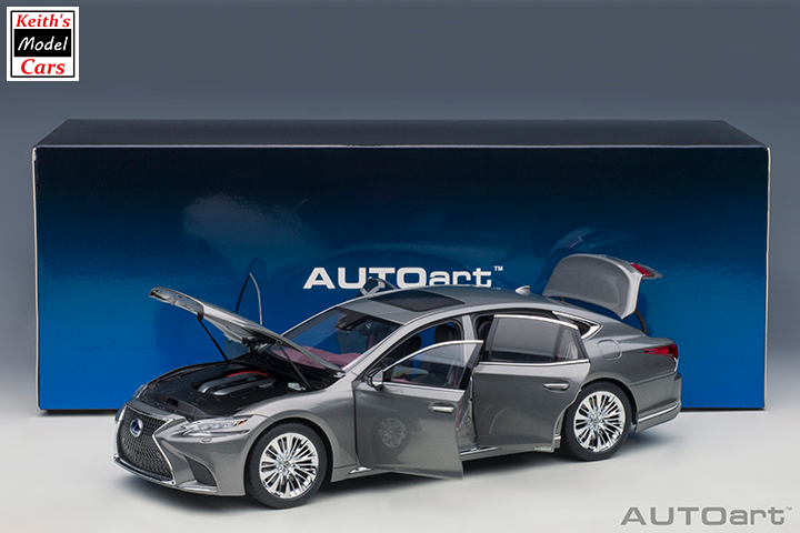 [Maßstab 1/18] Lexus LS 500h in Manganglanz-Metallic mit karminroter und schwarzer Innenausstattung von AUTOart Models 