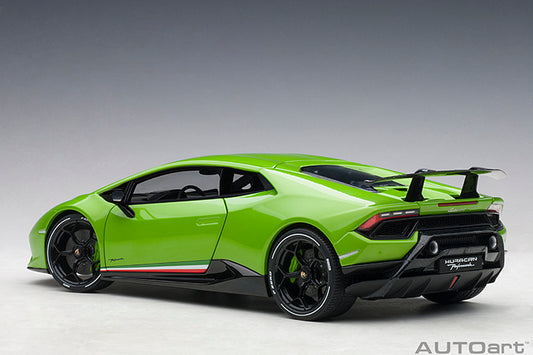 [Maßstab 1:18] Lamborghini Huracán Performante in Verde Mantis/Pearl Green von AUTOart Models 