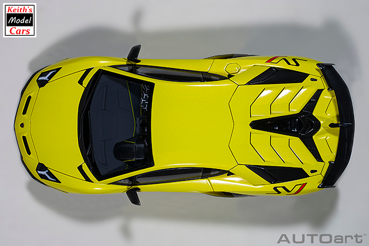 [Maßstab 1/18] Lamborghini Aventador SVJ in Giallo Tenerife/Perlgelb von AUTOart Models 