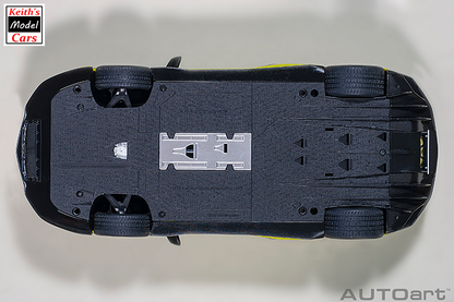[Maßstab 1/18] Lamborghini Aventador SVJ in Giallo Tenerife/Perlgelb von AUTOart Models 