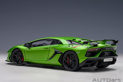 [Maßstab 1:18] Lamborghini Aventador SVJ in Verde Alceo/Matte Green von AUTOart Models 
