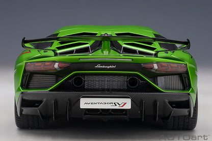 [Maßstab 1:18] Lamborghini Aventador SVJ in Verde Alceo/Matte Green von AUTOart Models 