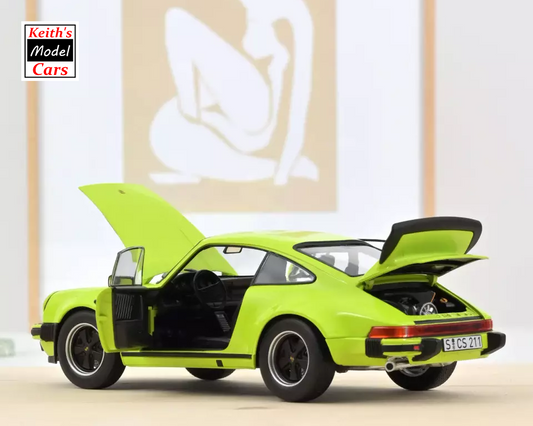 [Maßstab 1/18] 1976 Porsche 911 Turbo 3.0 in Hellgrün von Norev 