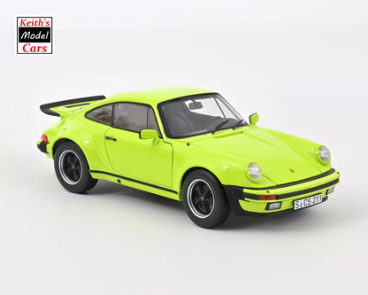[Maßstab 1/18] 1976 Porsche 911 Turbo 3.0 in Hellgrün von Norev 